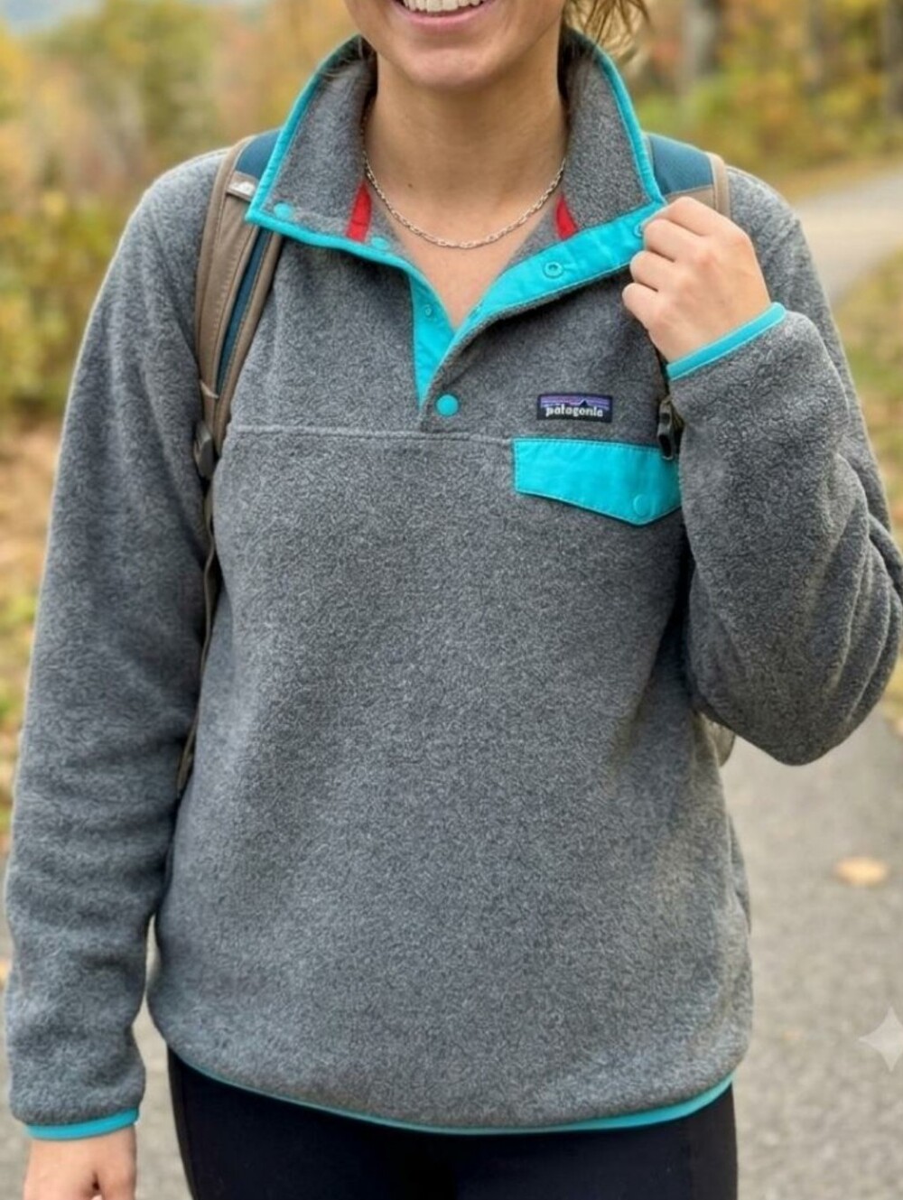 Patagonia Women's Lightweight Synchilla Snap-T Pullover In Gray/Teal Medium